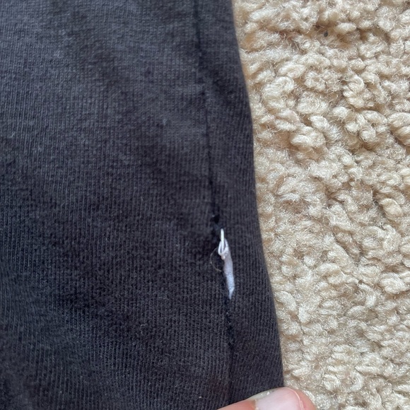 Sacred Crown DRIPPIN Raised Men’s Tshirt Size M - Picture 2 of 6